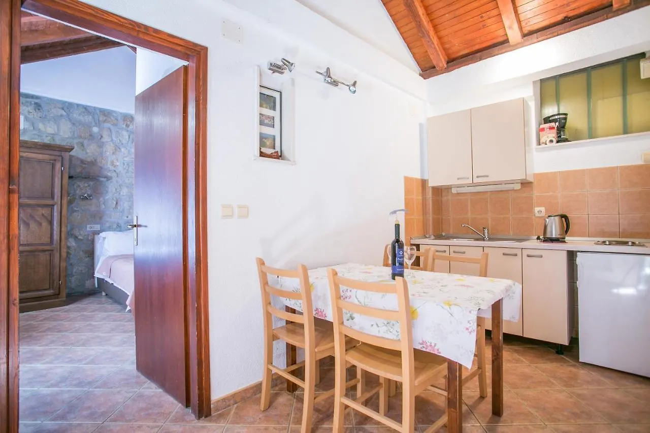 ספליט Garden Apartment Hotel