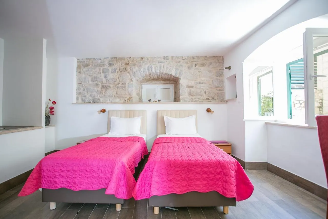 ספליט Garden Apartment Hotel 3*,  קרואטיה
