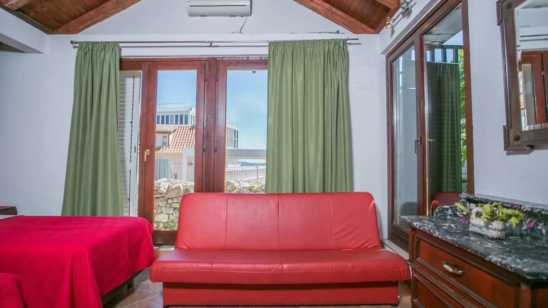 ספליט Garden Apartment Hotel מלון דירות